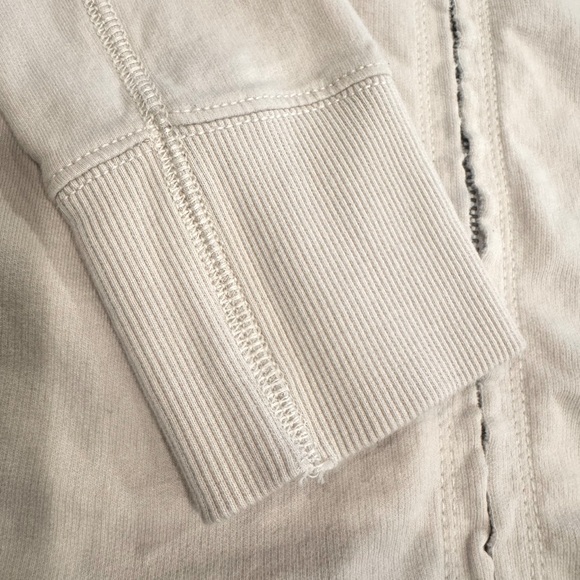 Urban Outfitters BDG 1970 ‘Khai’ Exposed Seam Cropped Sweatshirt Beige Small - Picture 11 of 12